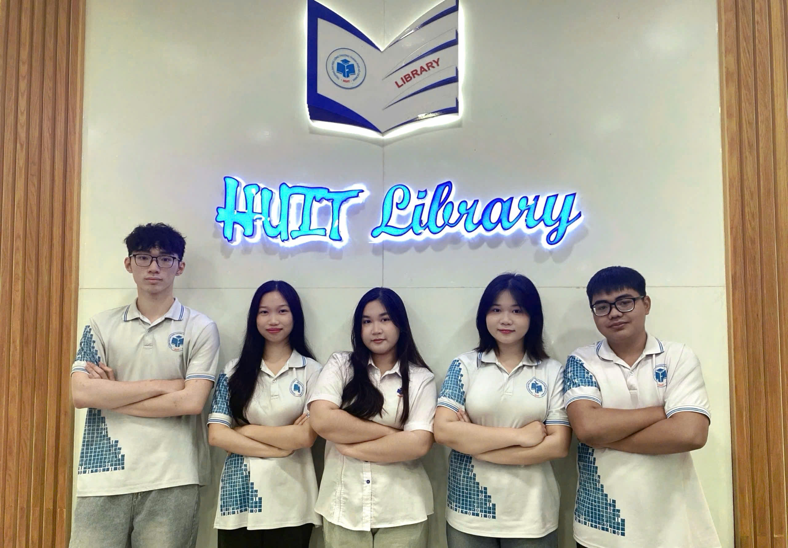 Ảnh nhóm Chợ AI Local